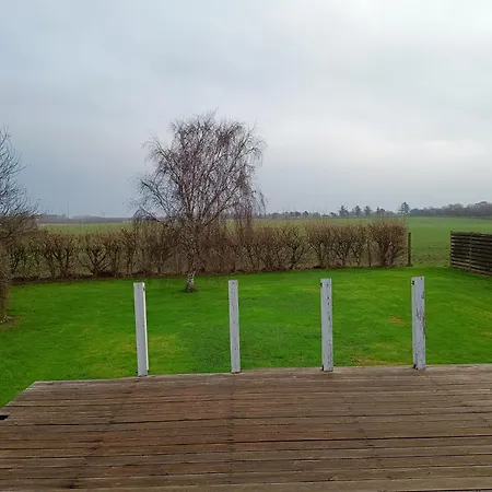 Bolig Ved Hav Og Fjord